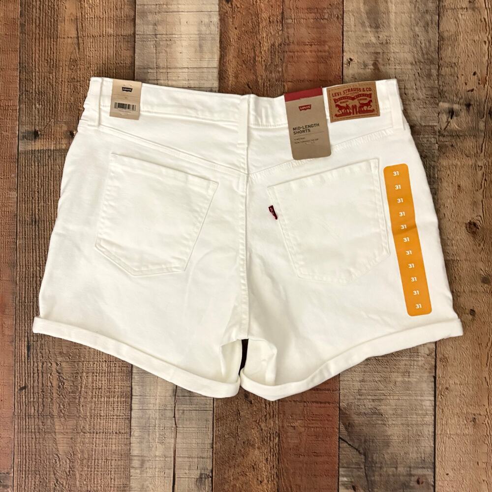 Levi White Mid Length Denim Shorts Size 31 Mid Rise Cuffed Summer Classic NWT - Picture 4 of 7